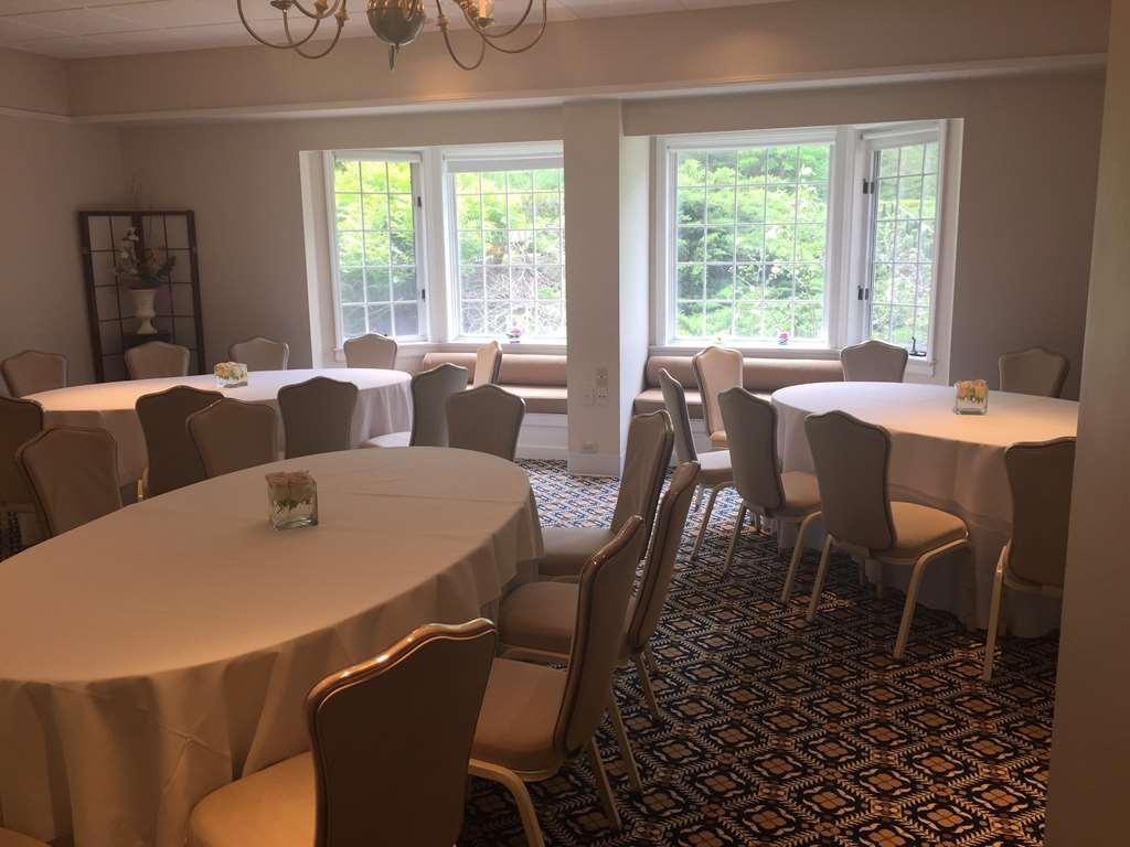 The Simsbury Inn Удобства фото