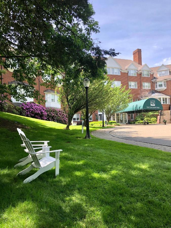 The Simsbury Inn Экстерьер фото