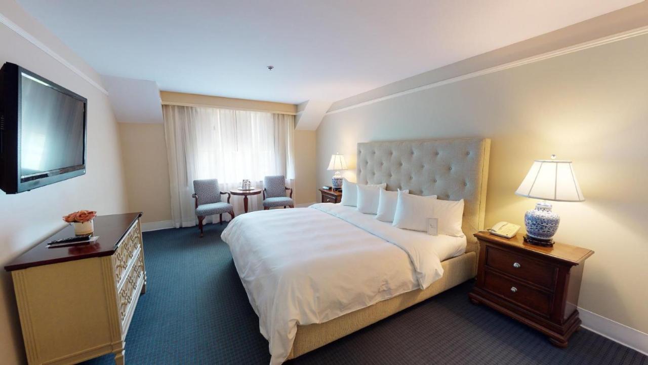The Simsbury Inn Экстерьер фото